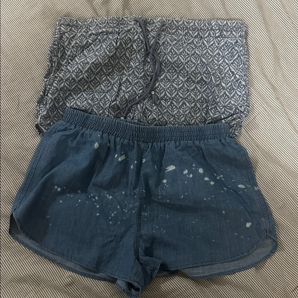 Level 99 Blue and Gray Patterned Athletic Shorts